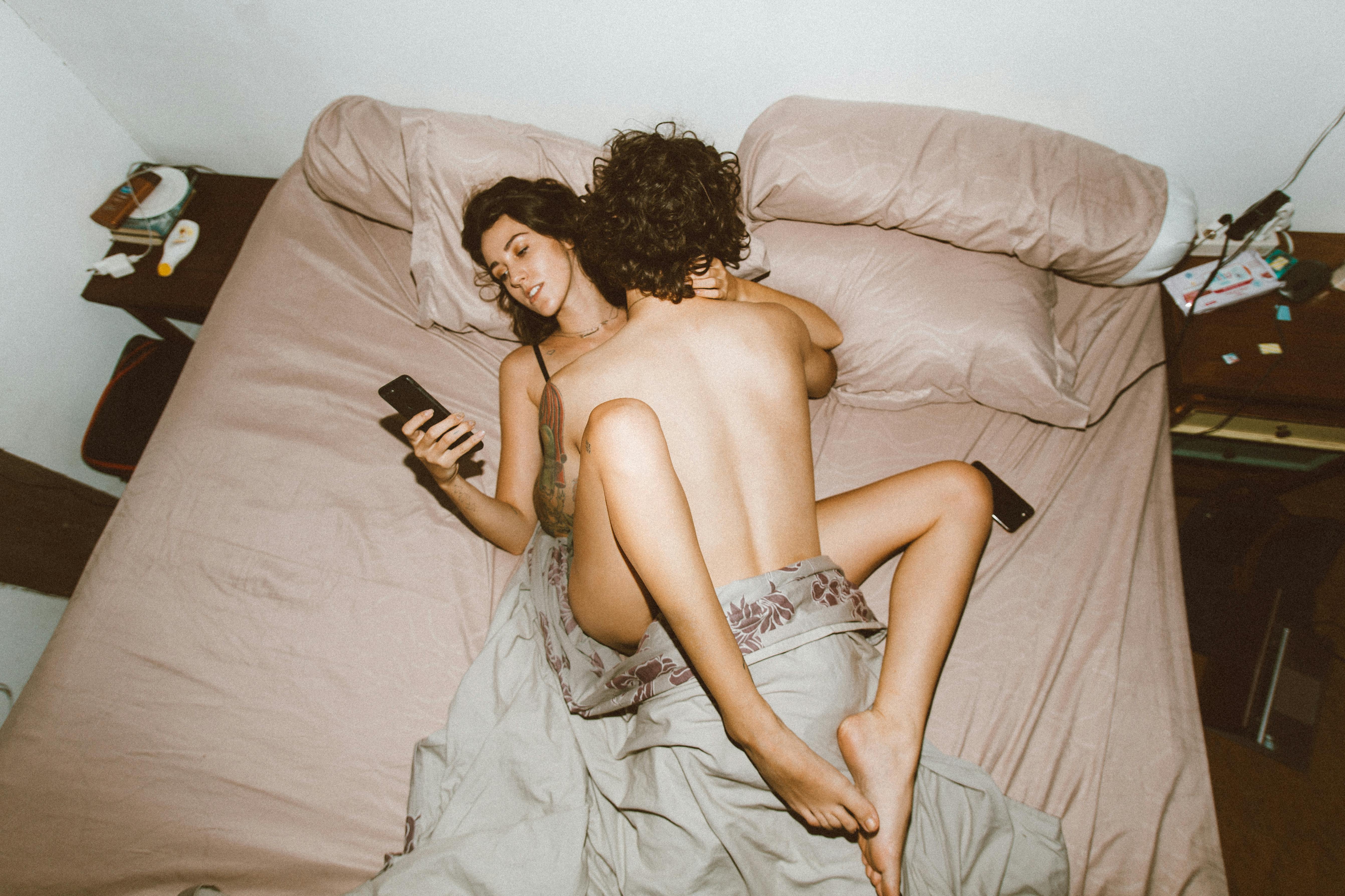 Discover 10 Practical Ways to Enjoy Lesbian Porn Comics in 2025